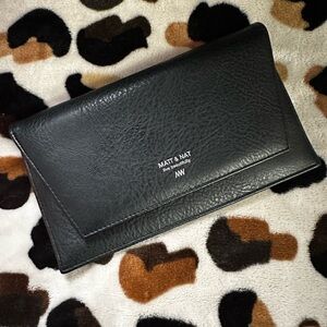 Matt & Nat Black Vegan Leather Envelope Clutch